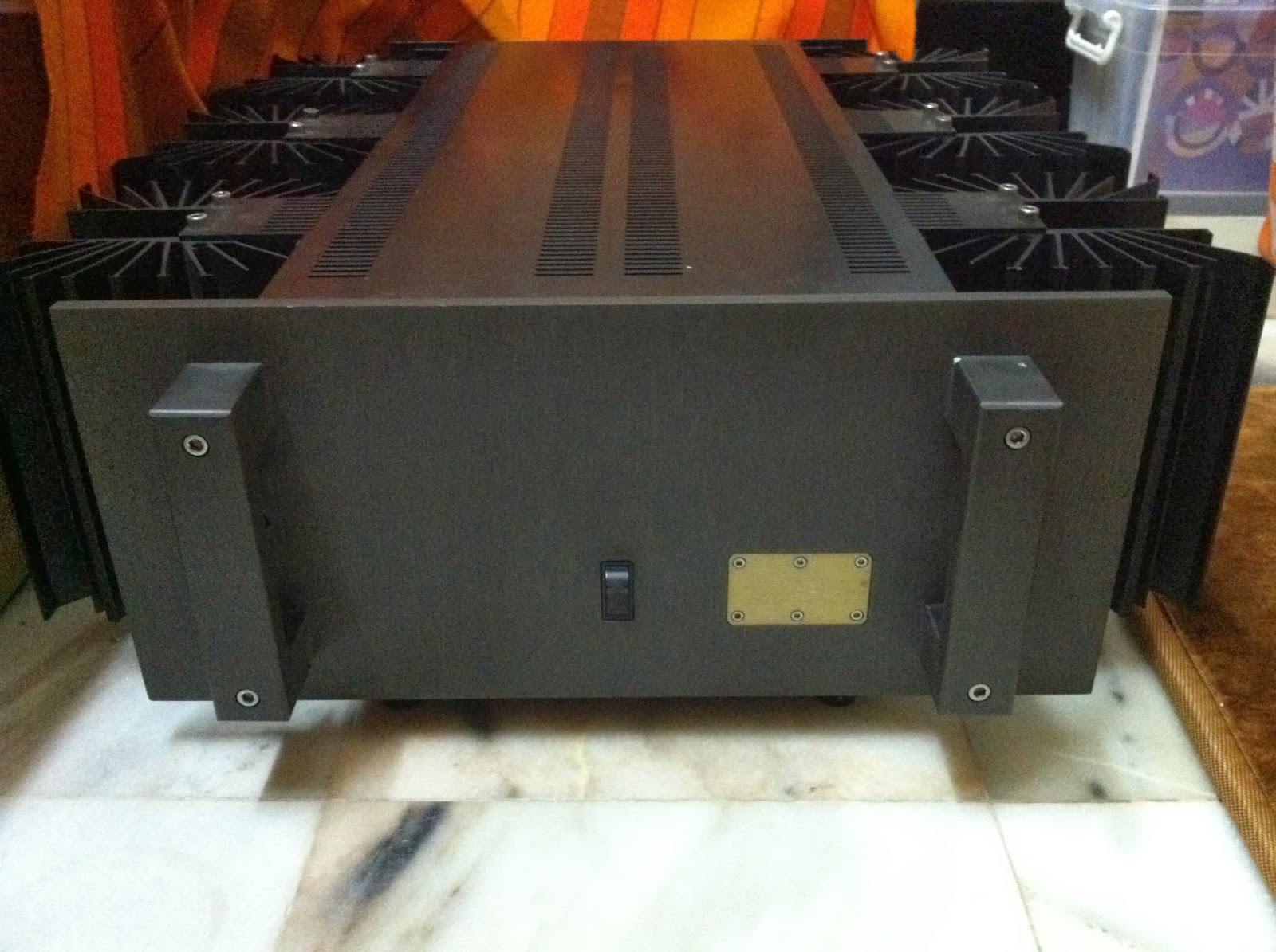 Maxx Audio Visual: Krell KSA-200 stereo power amplifier (sold)