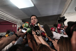Τσίπρας: Θα ζητήσει σύγκληση του συμβουλίου πολιτικών αρχηγών