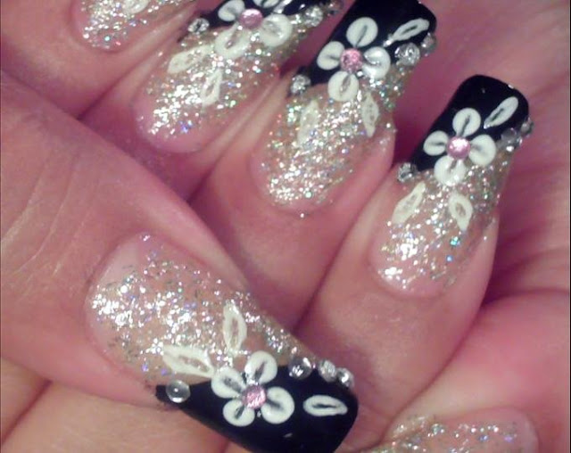 Glittery Nail Art with Flower