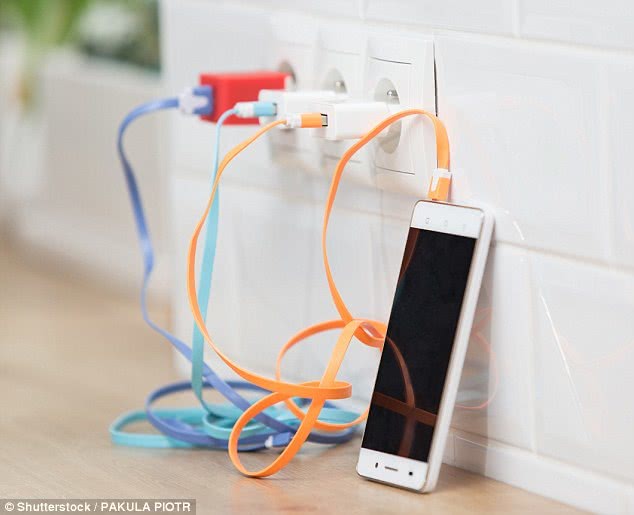 Why is your mobile phone battery dead so fast? Scientists say this