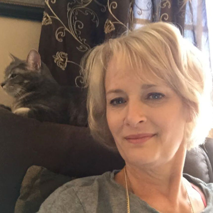 Neighbors Found This Woman's Christmas Dragon Decorations Inappropriate, So She ‘Fixed’ It Neighbors Found This Woman's Christmas Dragon Decorations Inappropriate, So She ‘Fixed’ It