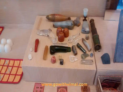 Display items in Prachina Museum Items in Prachina Museum, Bikaner