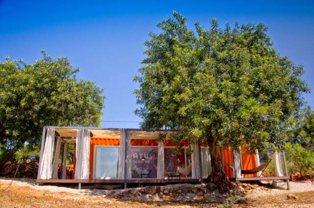 Container Home - Nomad Living in Portugal