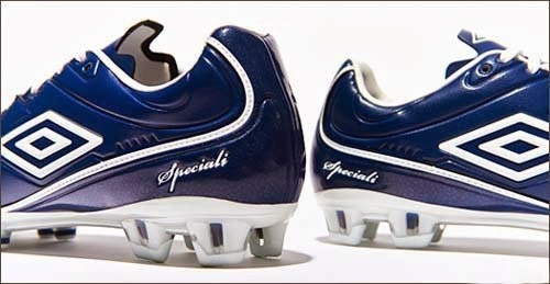 umbro speciali football boots