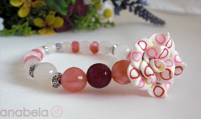 Pulsera de flores pulsera-artezanal-de-piedras-naturales