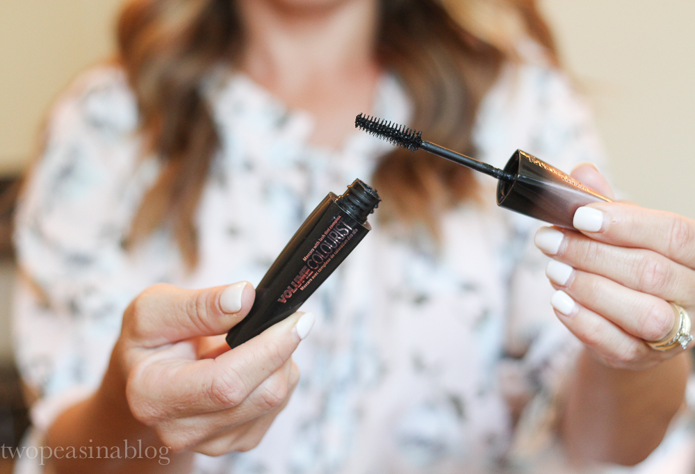 Two Peas in a Blog Dare to Darken with Rimmel Volume Colorist Mascara