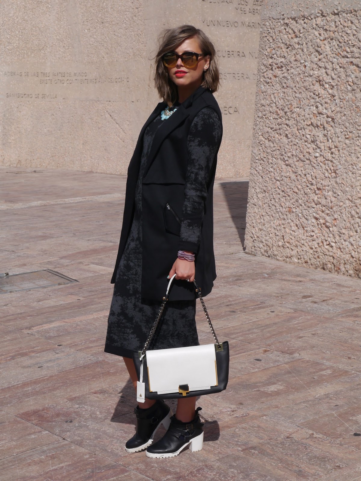 Look with Lanvin bag