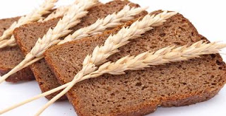 Roti Gandum Sumber Serat berpengaruh juga pada pilihan jenis makanan yang diasup Roti Gandum Sumber Serat