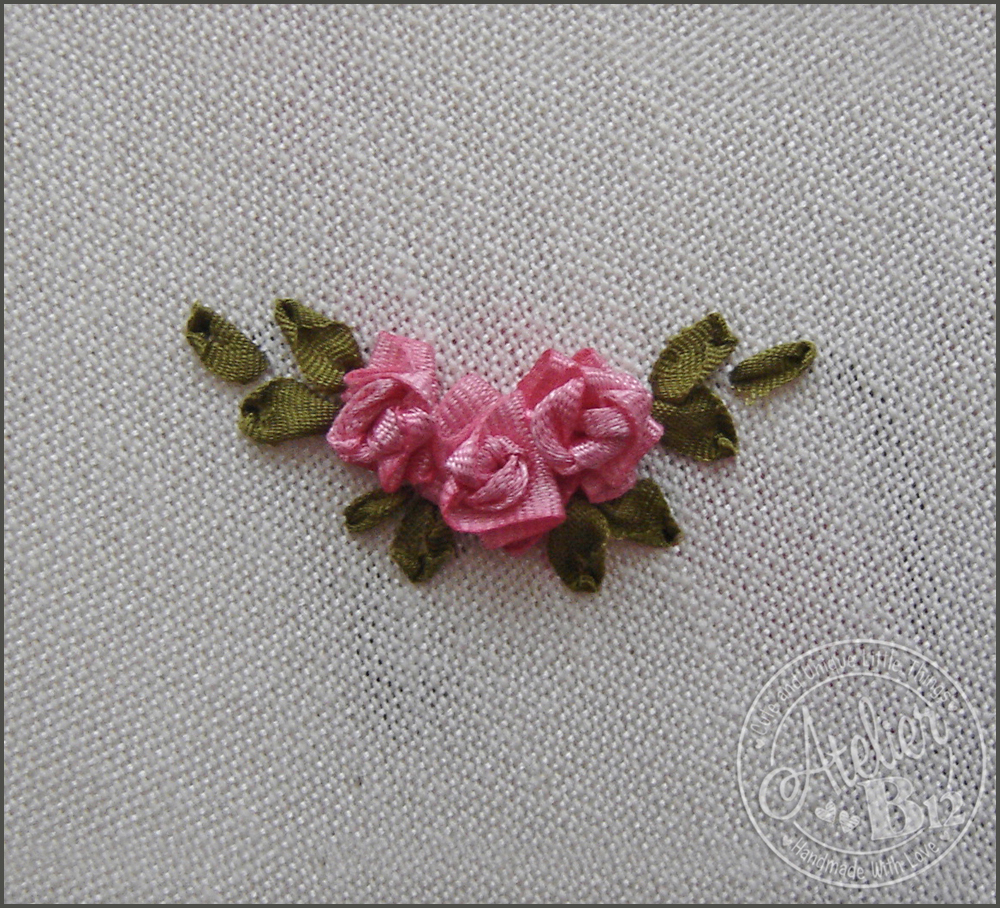 AtelierB12 Step by Step Silk Ribbon Embroidery Mini roses