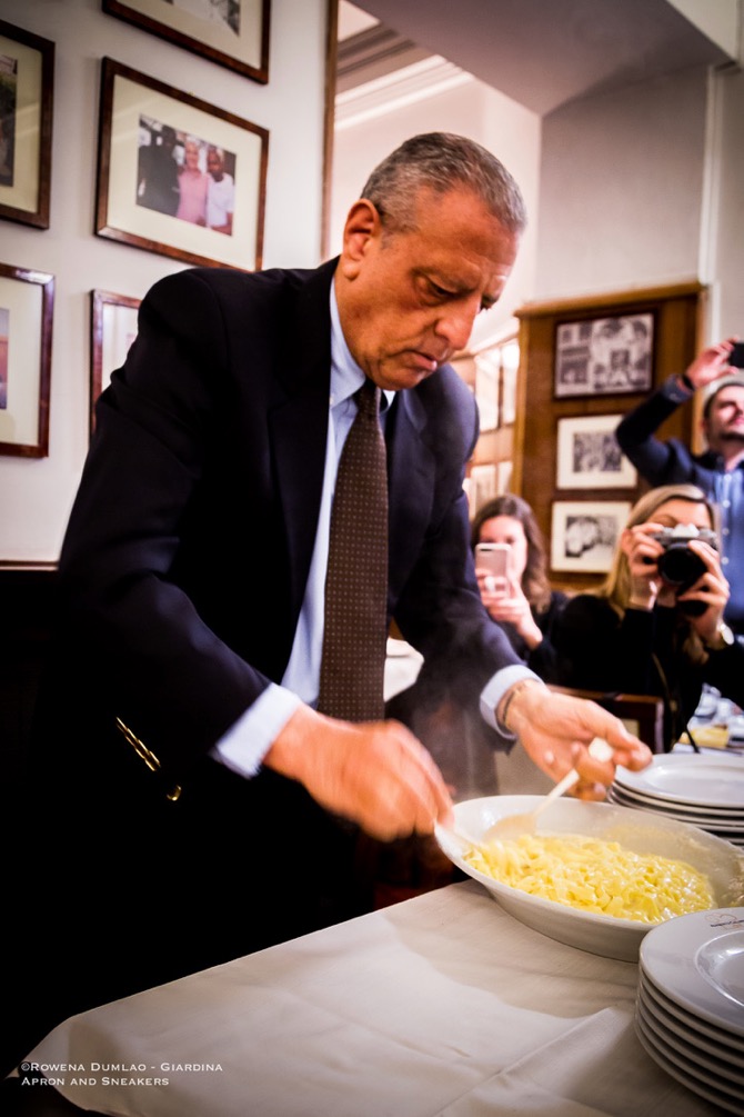 Fettuccine Alfredo of Ristorante Alfredo alla Scrofa, A True Love Story