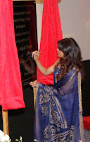 Priyanka inaugurates new cancer center at Nanavati Hopital in memory of her father