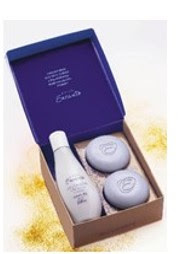 Avon traz presentes especiais para o Natal PRESENTE ENCANTO DELICADEZA R$ 34,99