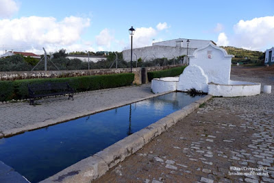 villar-del-rey-lavaderospublicos.net lavadero-fuente-el-pilar