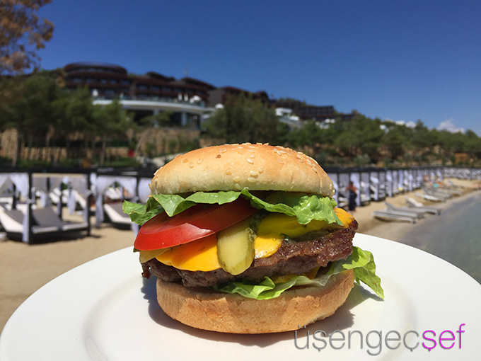 titanic-deluxe-bodrum-burger-cabana-sahil-deniz