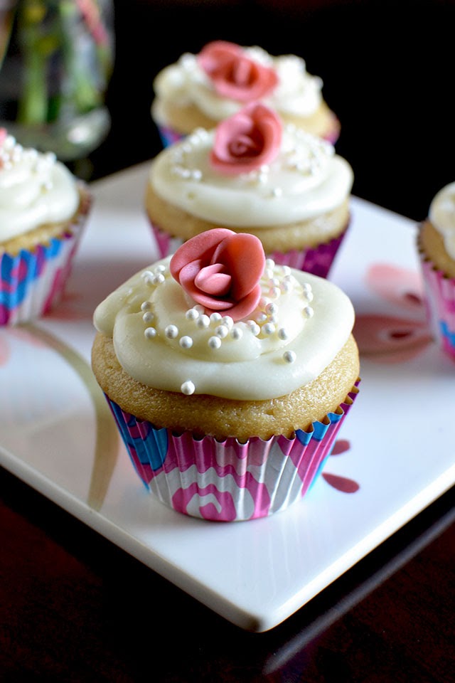 Eggless Cupcakes with Strawberry & Cream Cheese