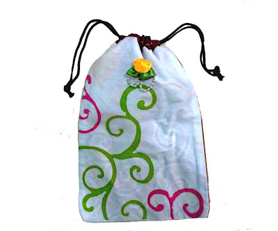 pouch11.jpg