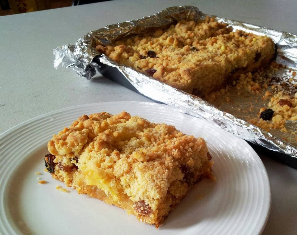 Home Engineering At Work Apple Crumble, Lemon Curd Tart and Chocolate