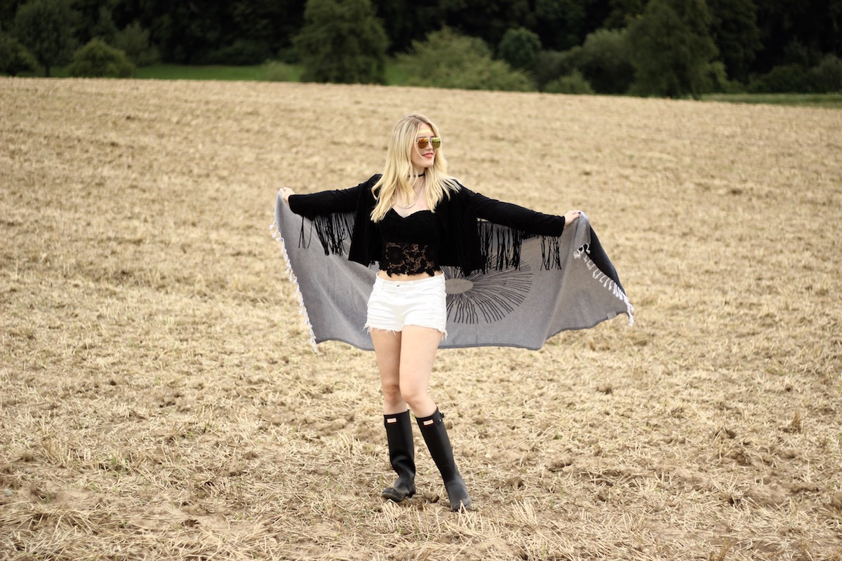 Festival Outfit fashionblogger Stuttgart Hunter Boots Hunter Gummistiefel Festival Outfit fashionblogger Stuttgart Hunter Boots Hunter Gummistiefel