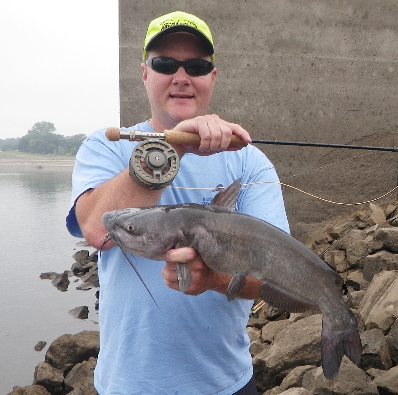 FishnDave FlyFishing for Catfish
