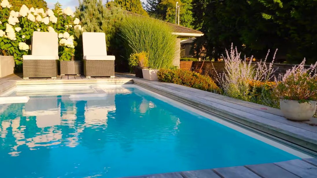 28 Interior Design Photos vs. 125 Kensington Crescent, North Vancouver Luxury Home Tour