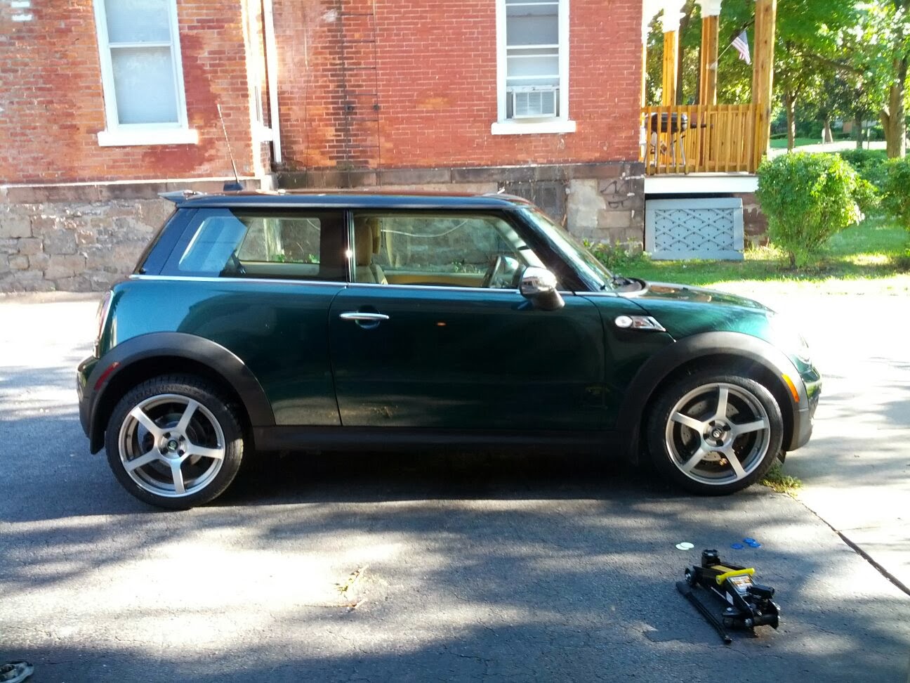 MINI Cooper Poison: Silver Sparco RTT524 17x w/ 205/45/17 Continental ...