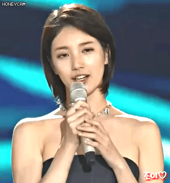 백상예술대상 수지만 따로 몇장 모아봤습니다.gif | 인스티즈