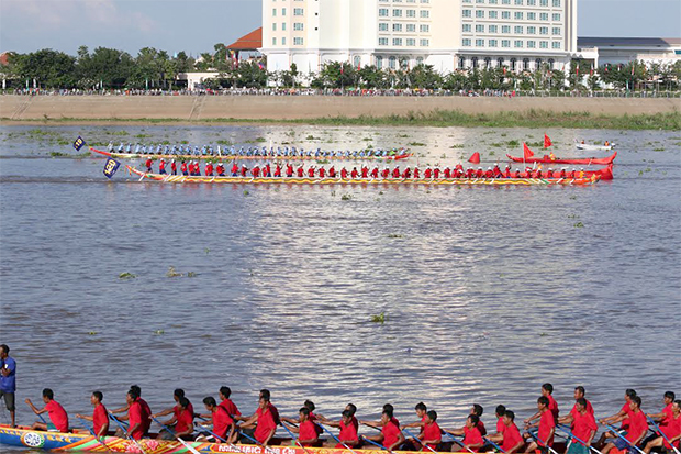 Phnom Penh : Première journée du Festival des Eaux Phnom Penh : Première journée du Festival des Eaux