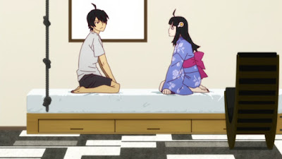 Araragi nhờ Tsukihi tư vấn