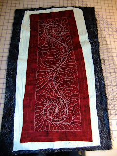 free motion quilting | Leah Day