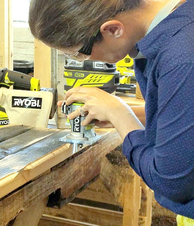 That's My Letter DIY Tape Dispenser using a Ryobi Trim Router