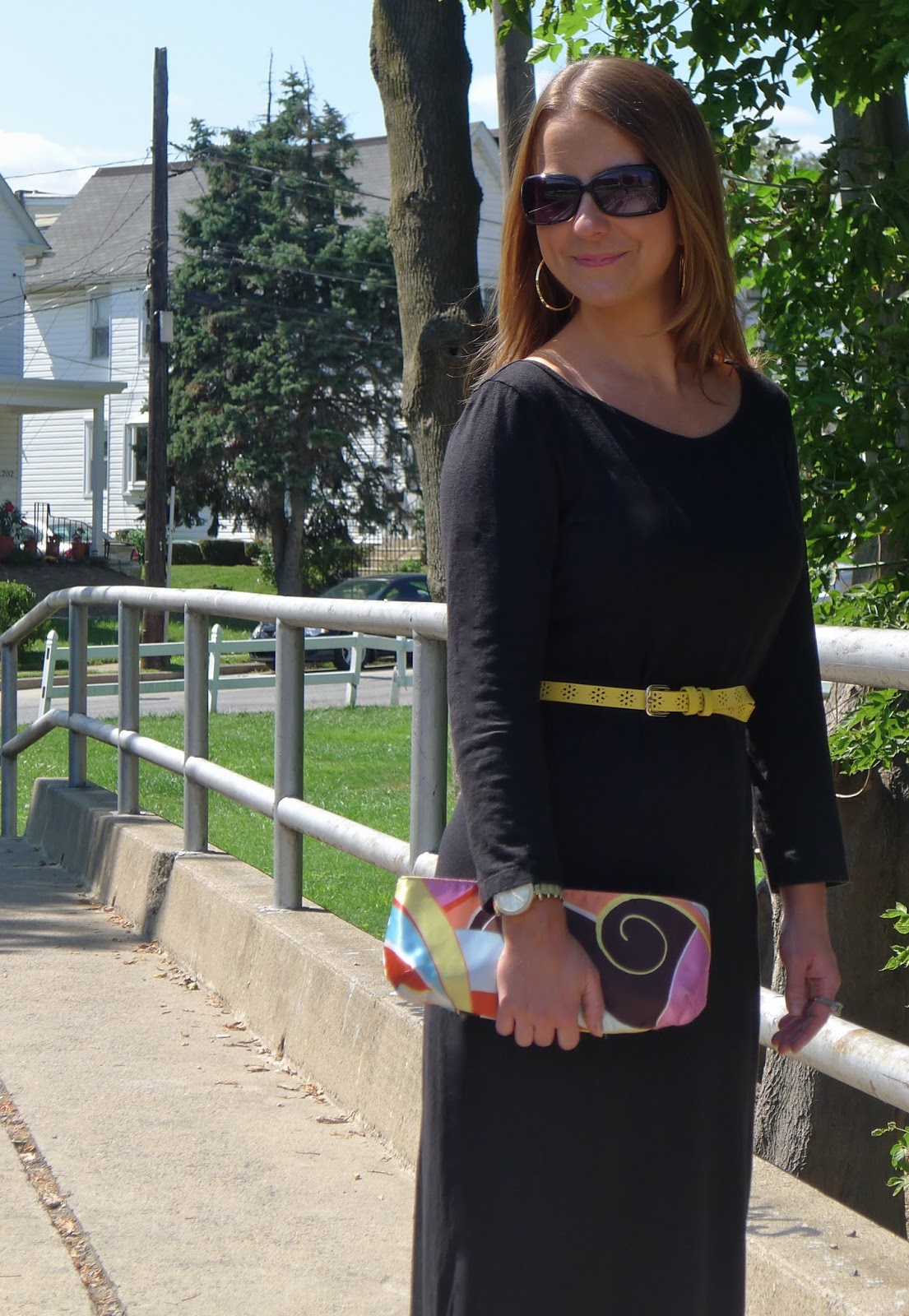 Fashionably Festive: Simple Black Dress