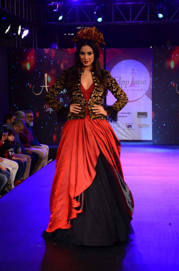 Sonal Chauhan Stills At Fashion Show In Red Dress