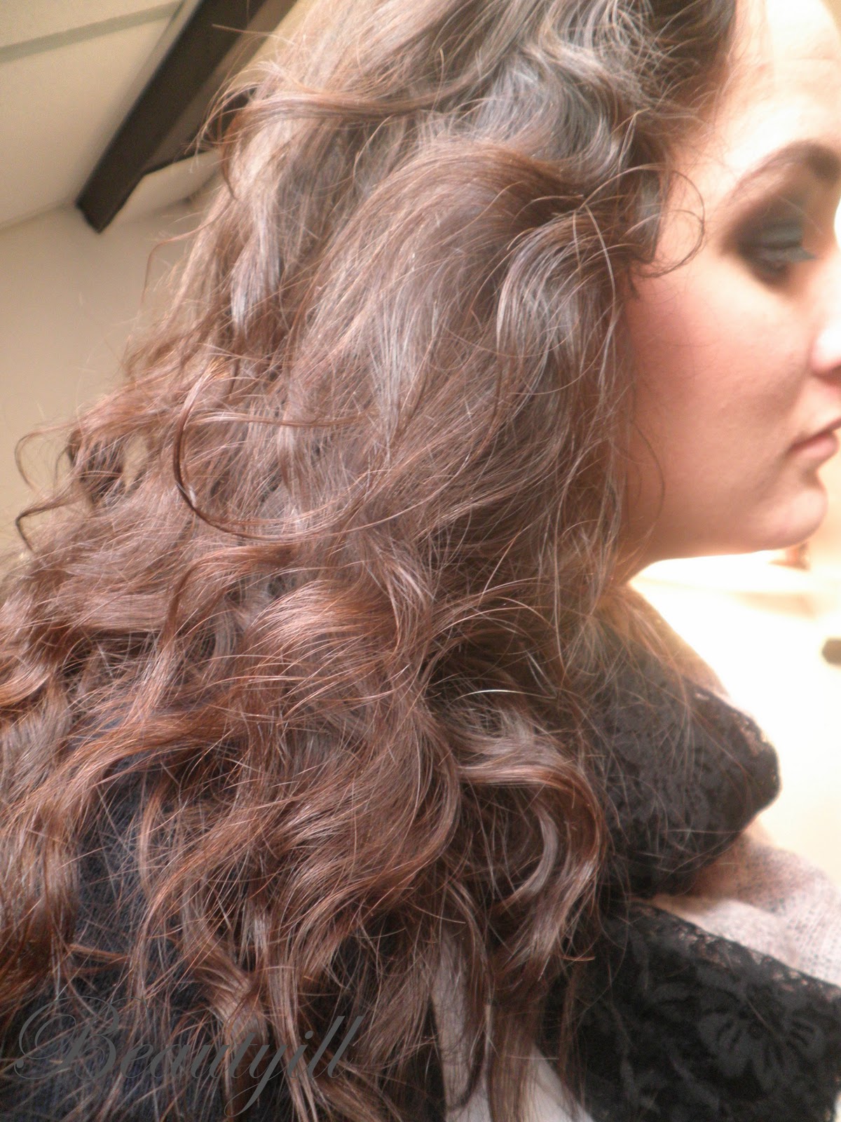 Dakloos Vader lever Hair of the day; curls - Beautyill