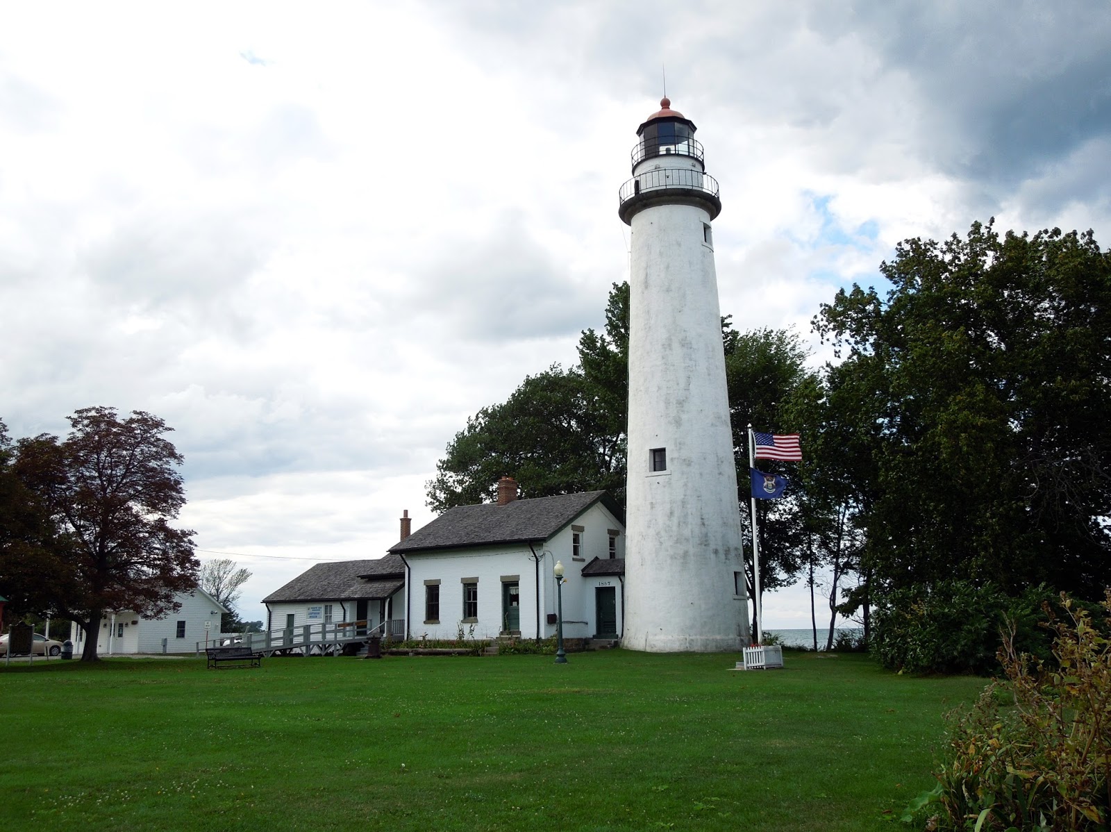 Focusing On Travel Two Thumbs Up Pointe Aux Barques Lighthouse & Museum