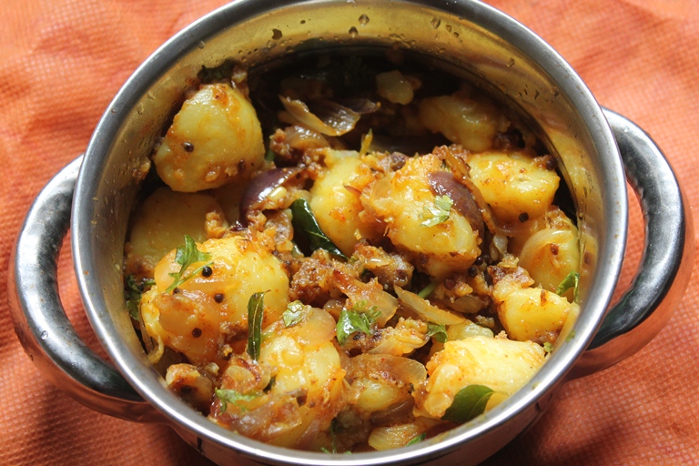 Nanjil Samayal Potato Poriyal Recipe Potato Roast Recipe
