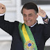 Bolsonaro assina decreto que fixa salário mínimo em R$ 998 em 2019