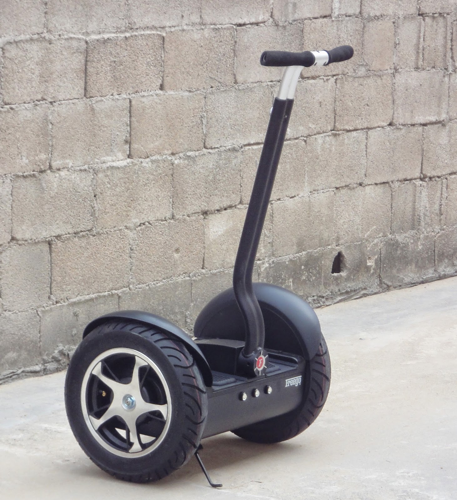 Freego segway style scooters Freego segway scooters are storming the