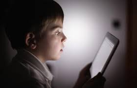 Children can experience a psychotic-like stupor during screen time