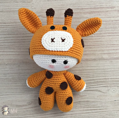 Yoyo jirafa amigurumi