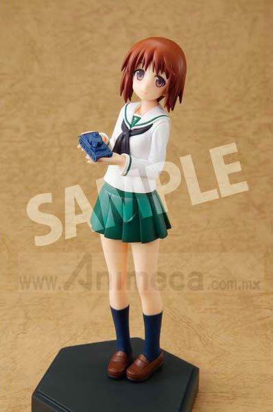 FIGURA MIHO NISHIZUMI CON PANZER IV Ausf.D 1/350 Girls und Panzer FIGURA MIHO NISHIZUMI CON PANZER IV Ausf.D 1/350 Girls und Panzer