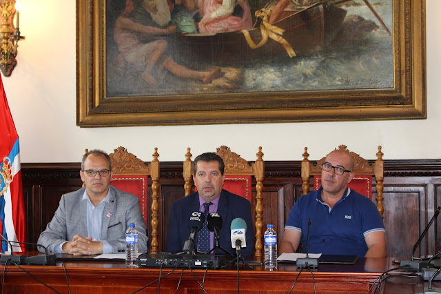 La Bajada de la Virgen se promocionará en tres millones de botellas de agua