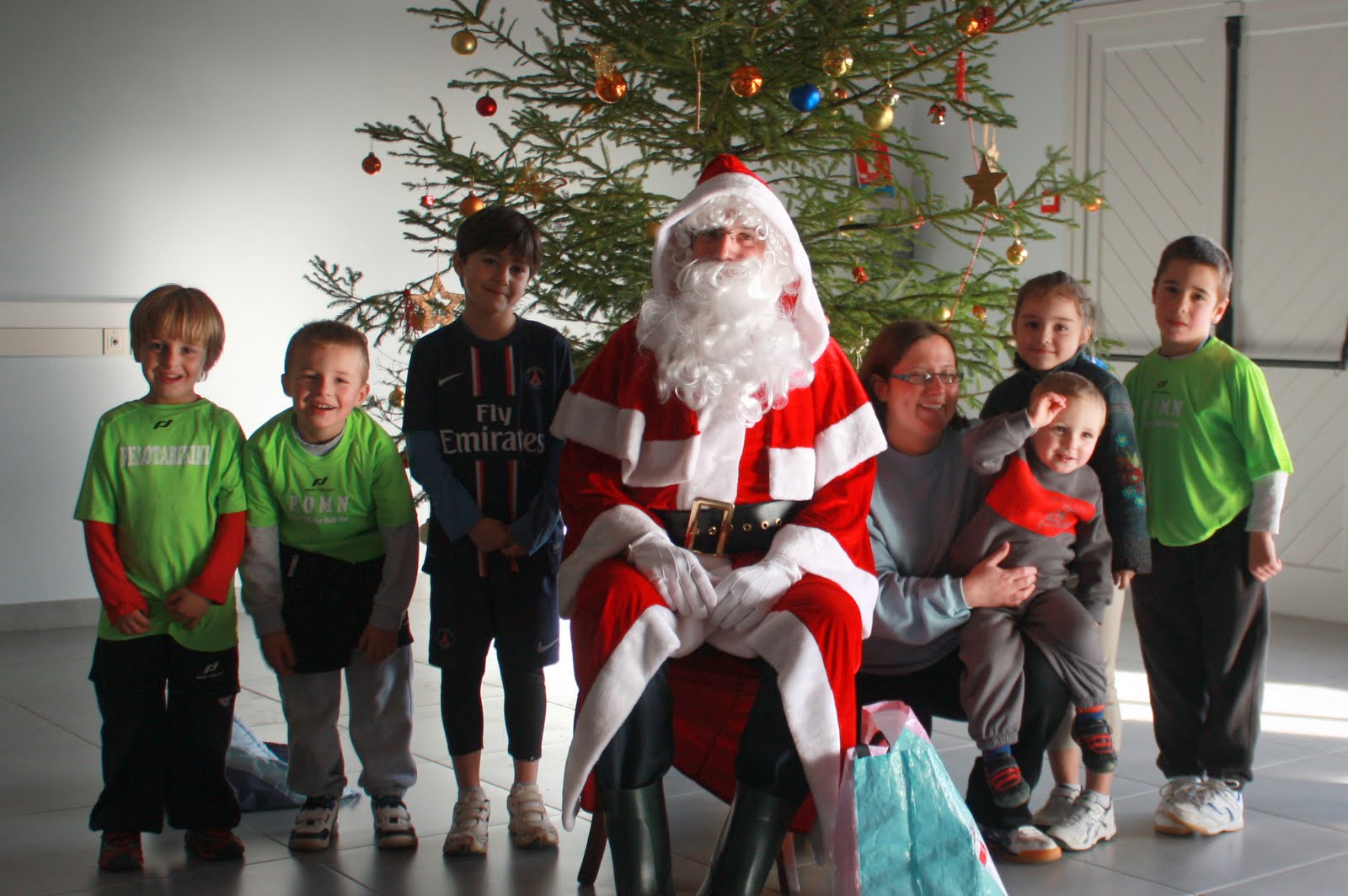 PAYS D'ORTHE MAIN NUE: On a vu le Père-noël