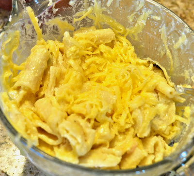 chicken cordon bleu casserole: Cheese and pasta