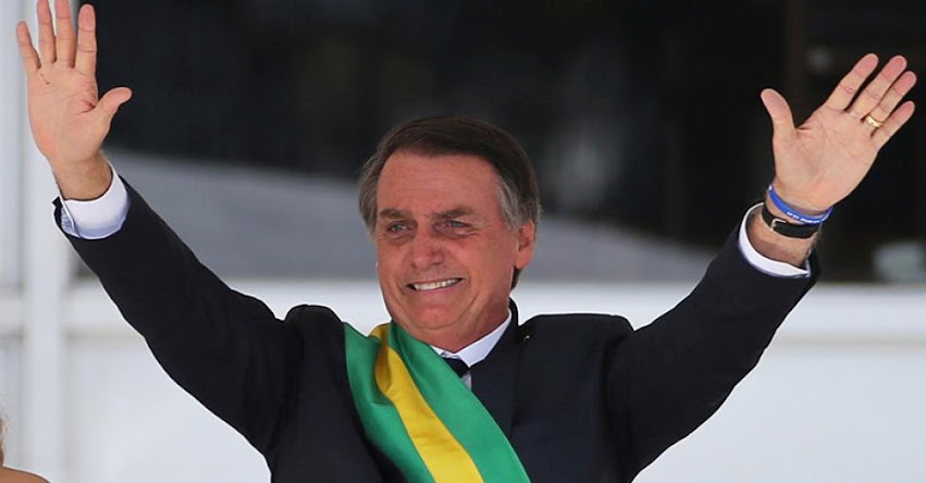 JAIR BOLSONARO: Presidente de Brasil aumentará edad de pensiones y reducirá beneficios a trabajadores, sostiene que el empleador «gana poco» JAIR BOLSONARO: Presidente de Brasil aumentará edad de pensiones y reducirá beneficios a trabajadores, sostiene que el empleador «gana poco»