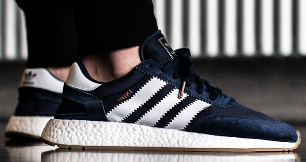 Adidas Iniki Sneakers