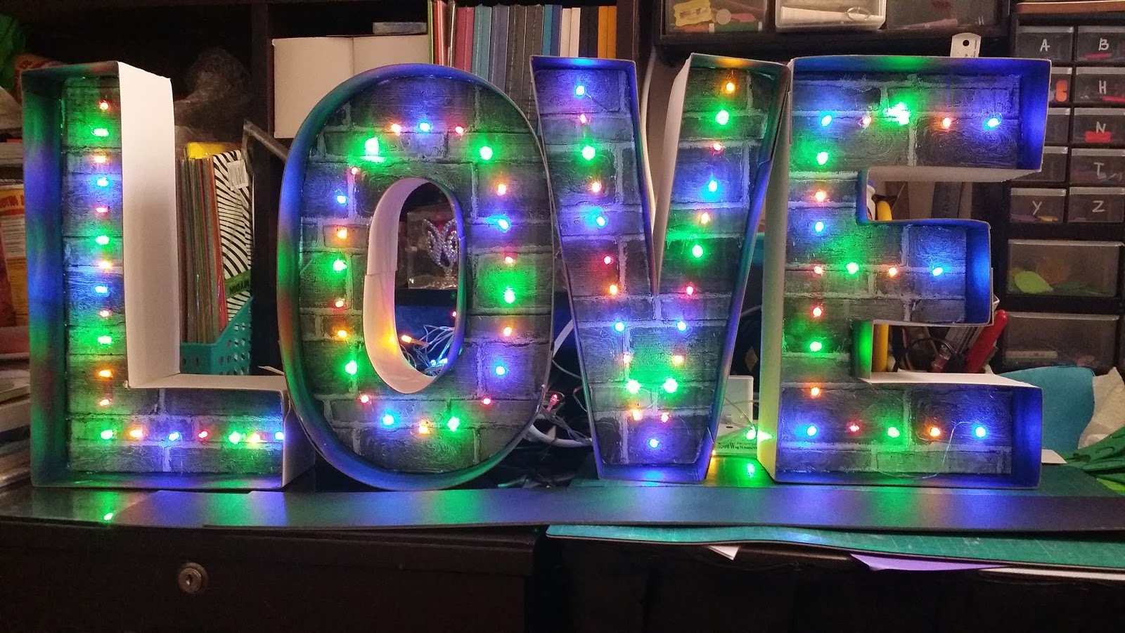 QisAiNa KrEaTiF (002212275-D): jom diy lampu tulisan