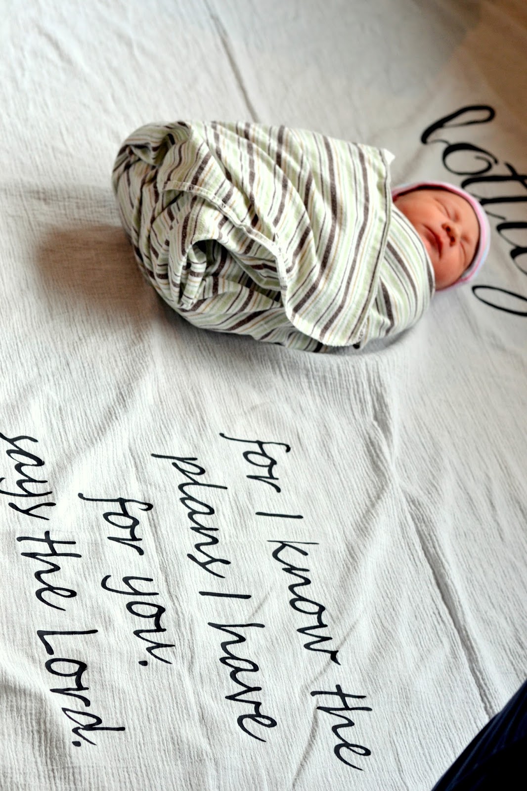 Personalized Handmade Muslin Blanket and How to Cut a Large Image