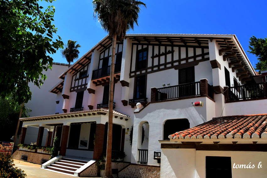 FOTOGRAFIAS Casa Montoya o Casa Vasca; Almería.