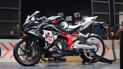 Honda CBR250RR Kabuki Edition Honda CBR250RR Kabuki Edition