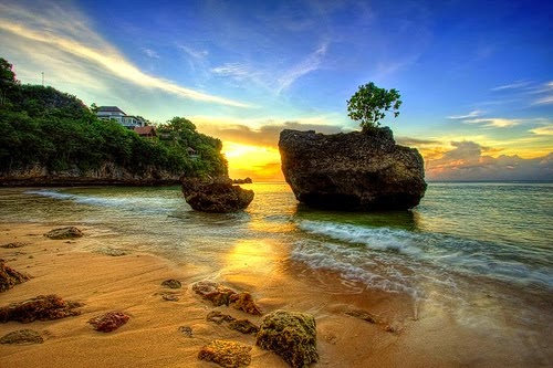Daftar Pantai  Terindah Terpopuler di  Bali  Yang Wajib 